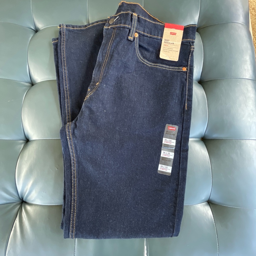 Levi's Men's Dark Indigo Relaxed Fit Jeans